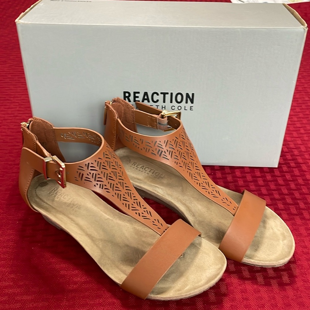 Reaction Kenneth Cole, Women’s Size 6